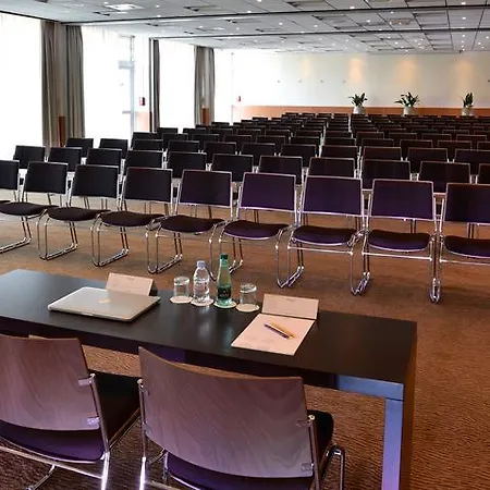 Отель Novotel Paris Nord Expo Ольне-су-Буа